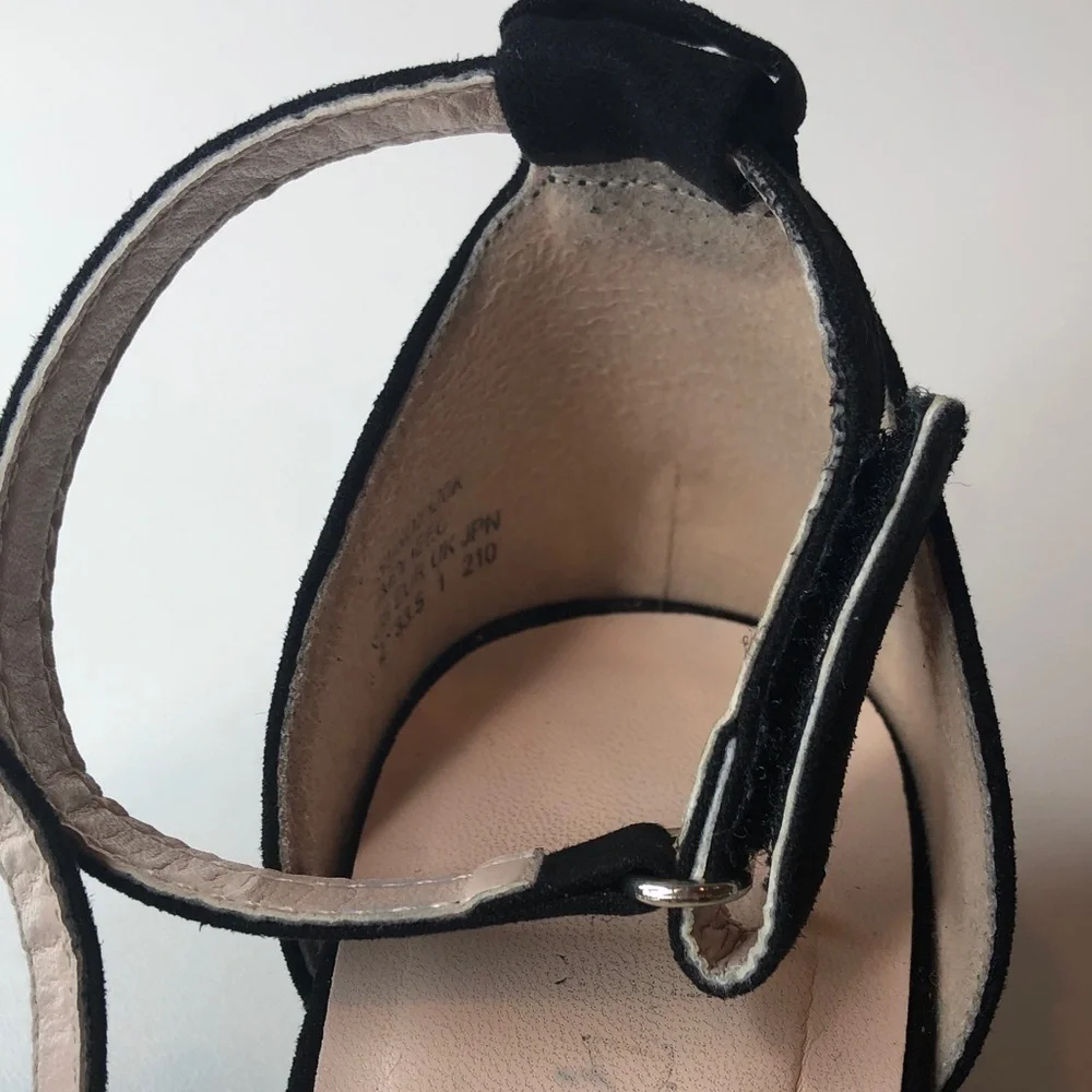 Little Girls Dream Pairs Black Suede Dress Up Sandals Ankle Strap EUC size 2